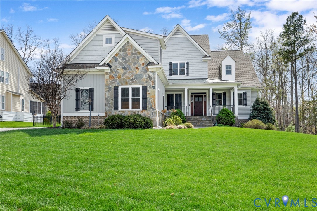 17013 Shoreland Dr