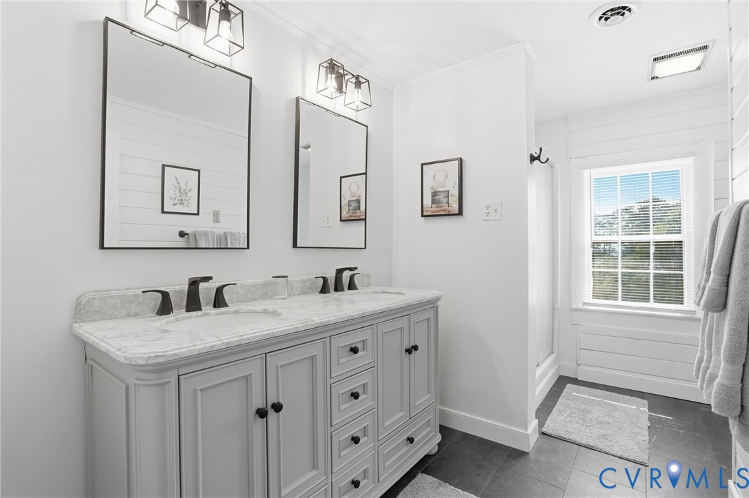 443 Locklies Creek Rd