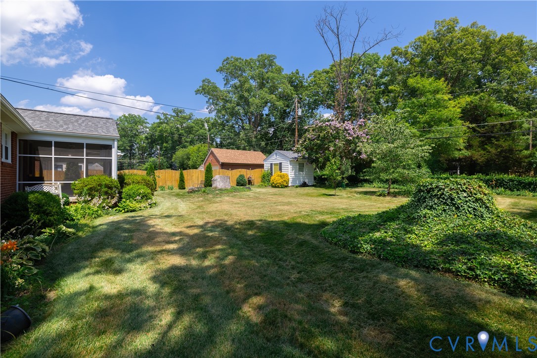 1107 Ridgecrest Dr