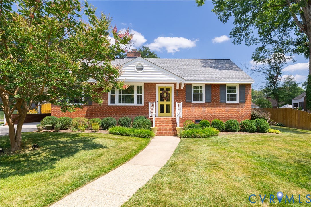 1107 Ridgecrest Dr