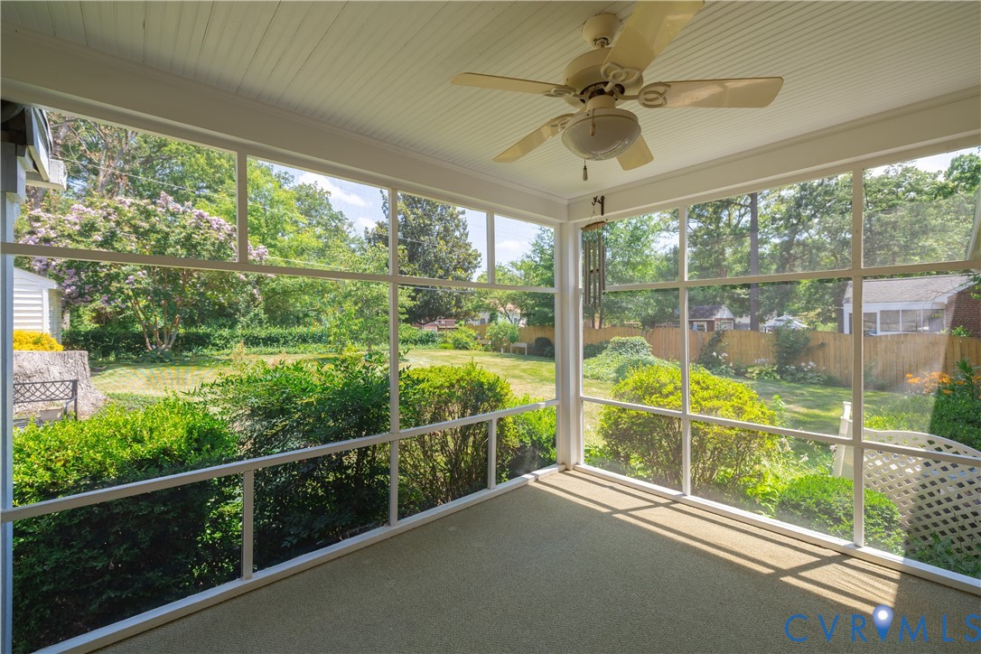 1107 Ridgecrest Dr