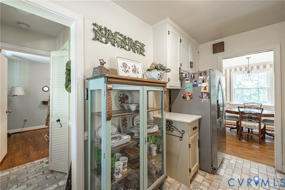 1107 Ridgecrest Dr