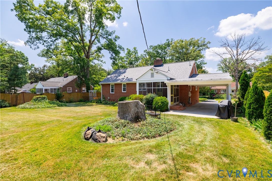 1107 Ridgecrest Dr