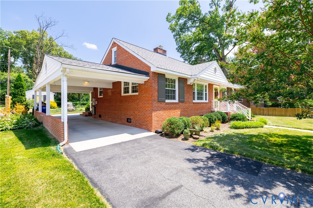 1107 Ridgecrest Dr