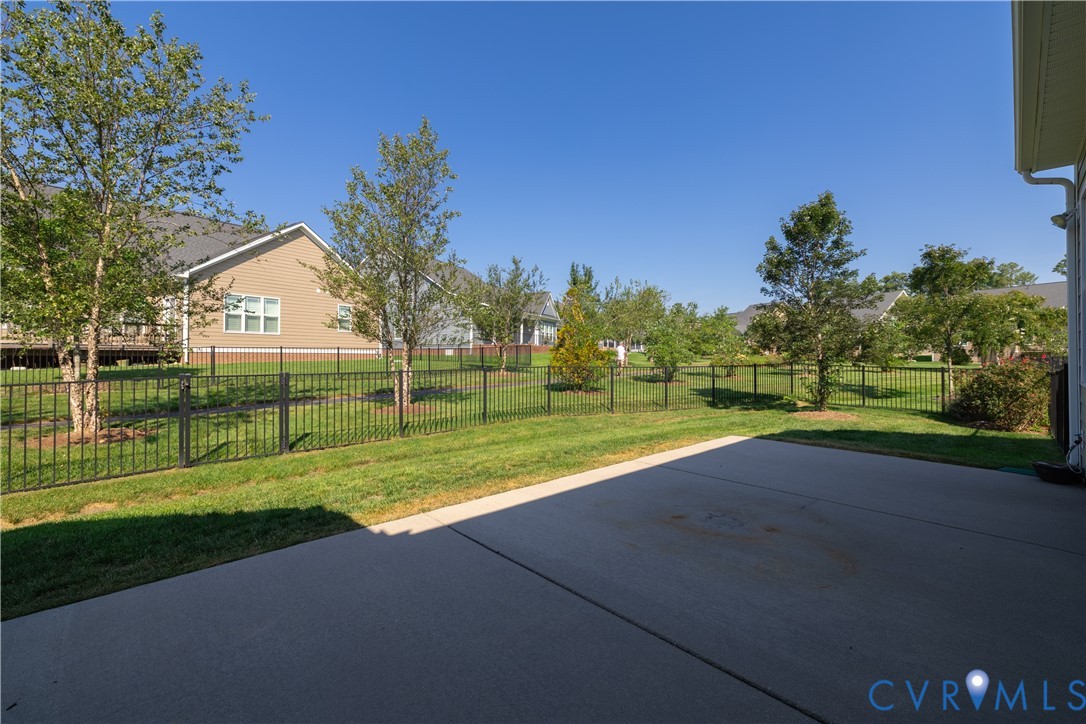 7052 Washbrook Ter