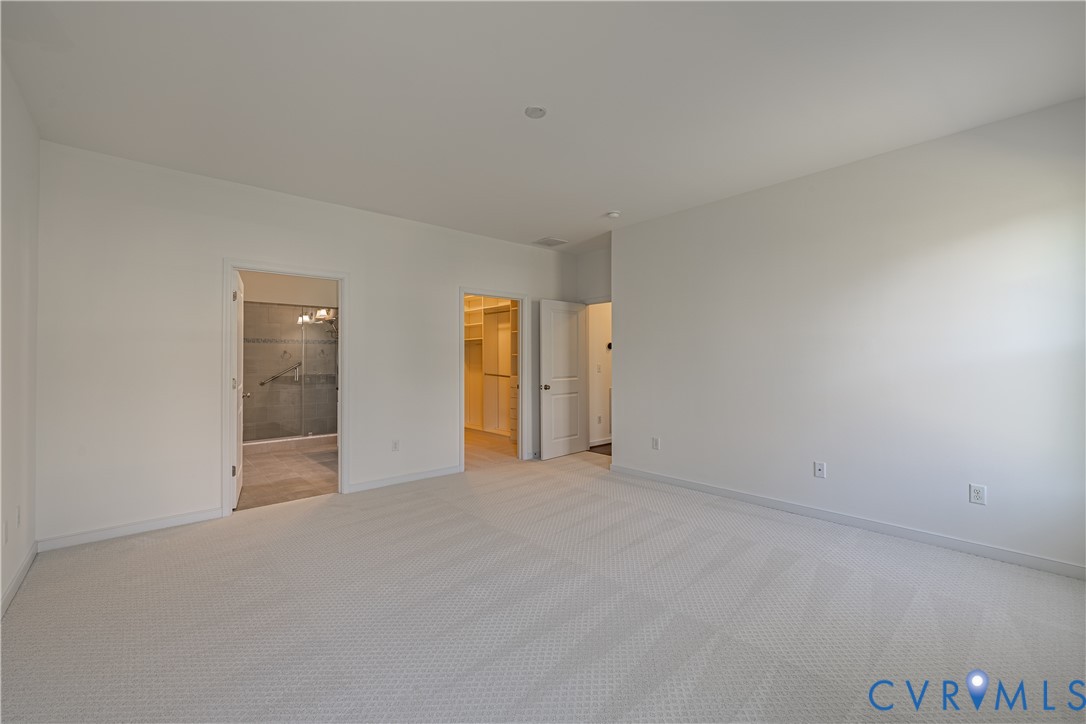 7052 Washbrook Ter