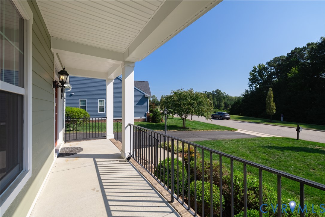 7052 Washbrook Ter