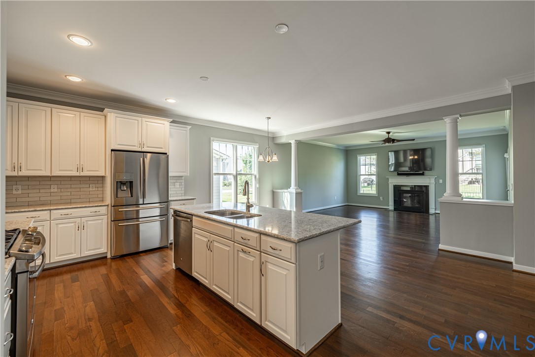 7052 Washbrook Ter