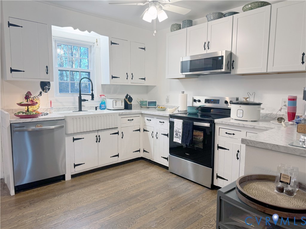 16436 Pinecote Low Moor Ln