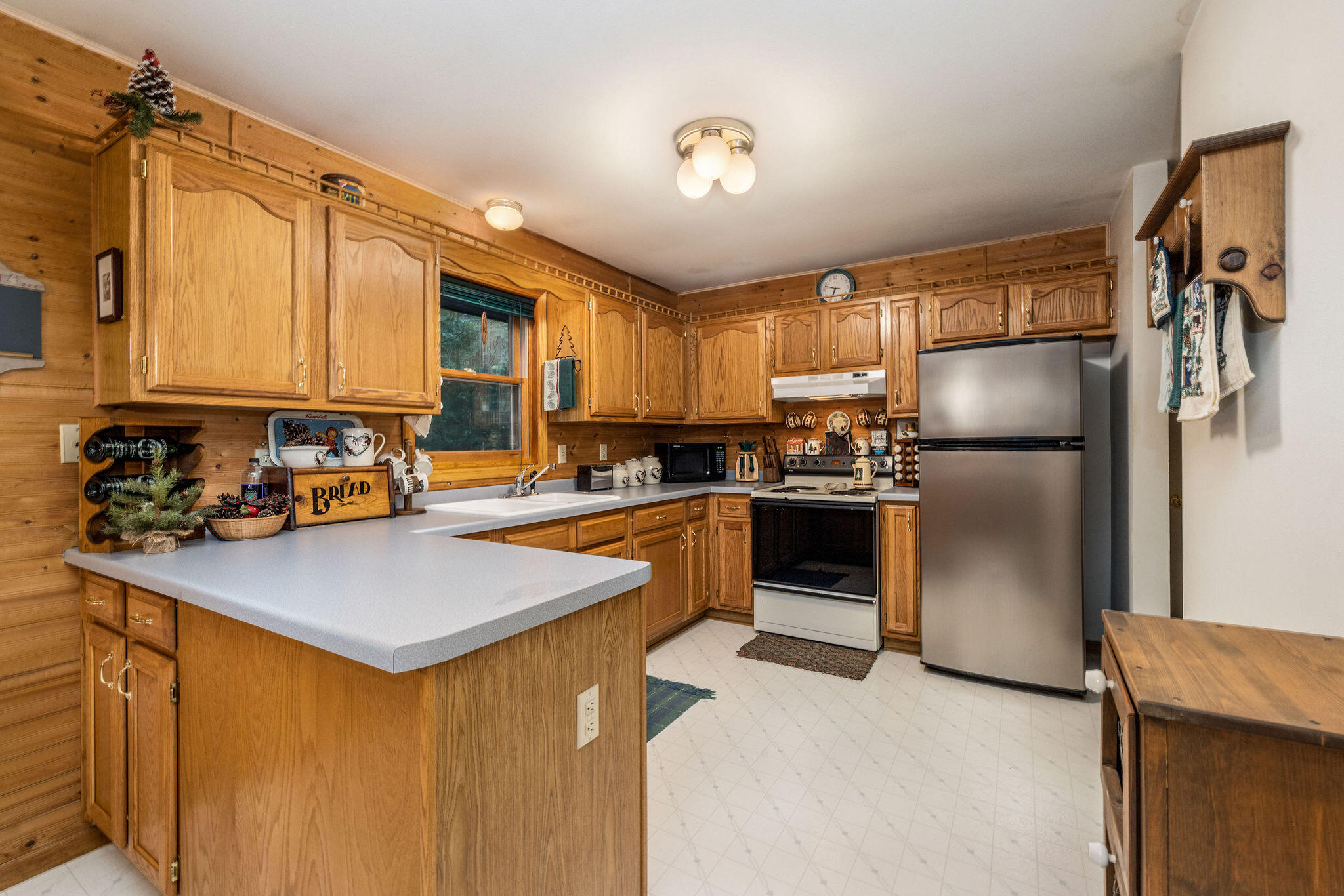 417 Lake Twelve Dr