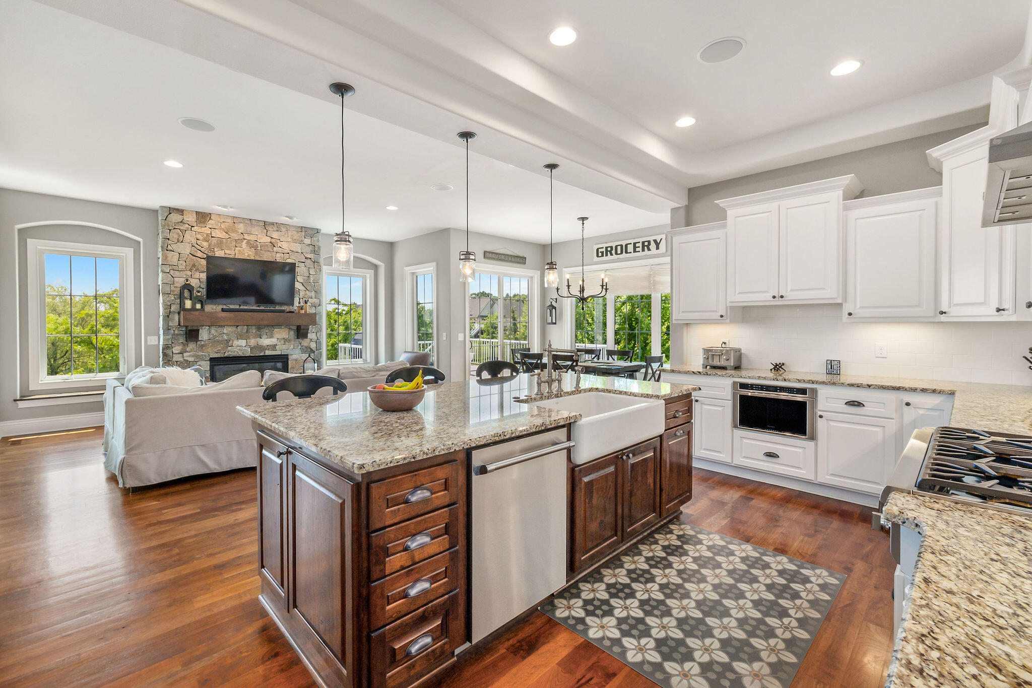 7175 W Oakview Ct