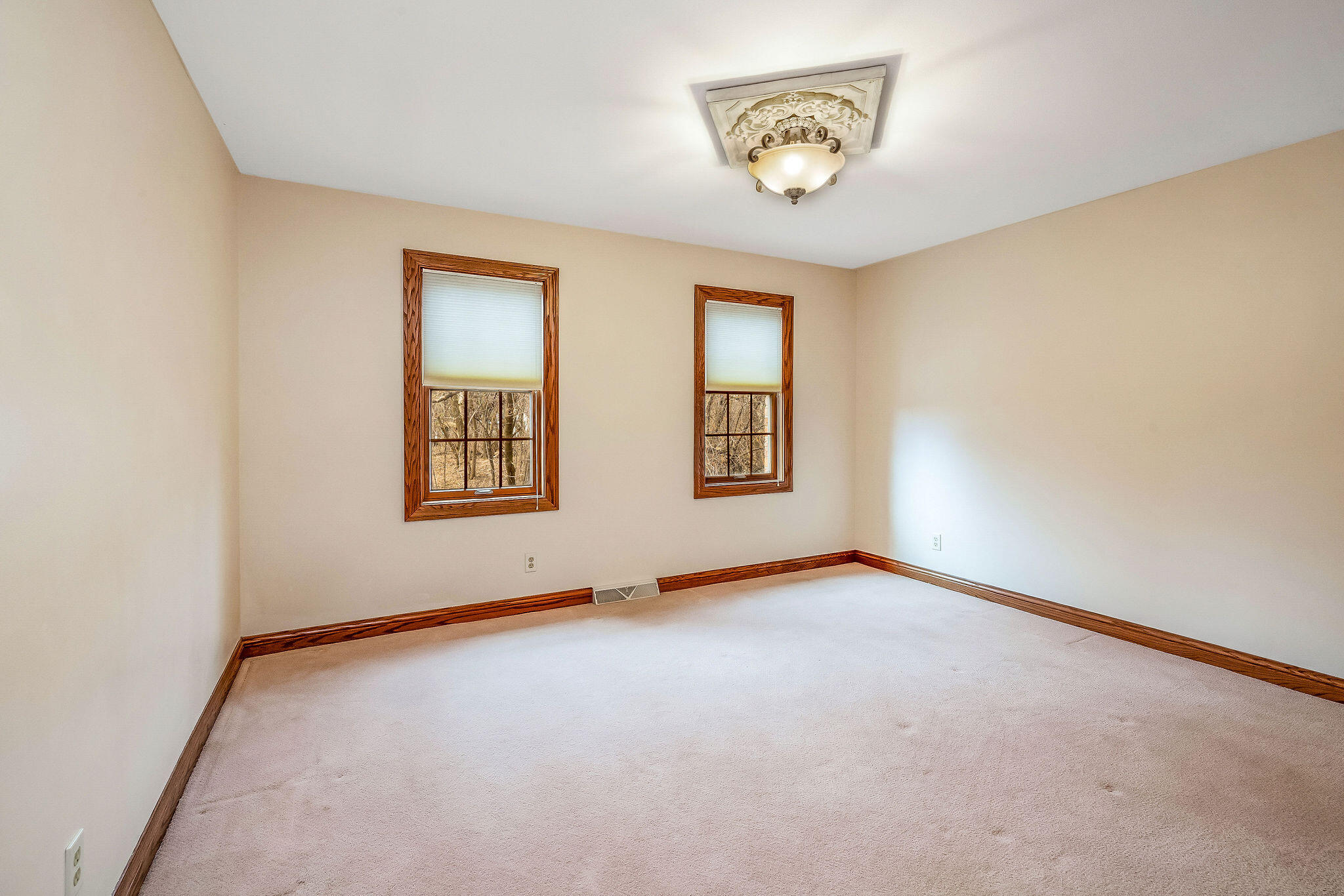 N27W5230 Hamilton Rd