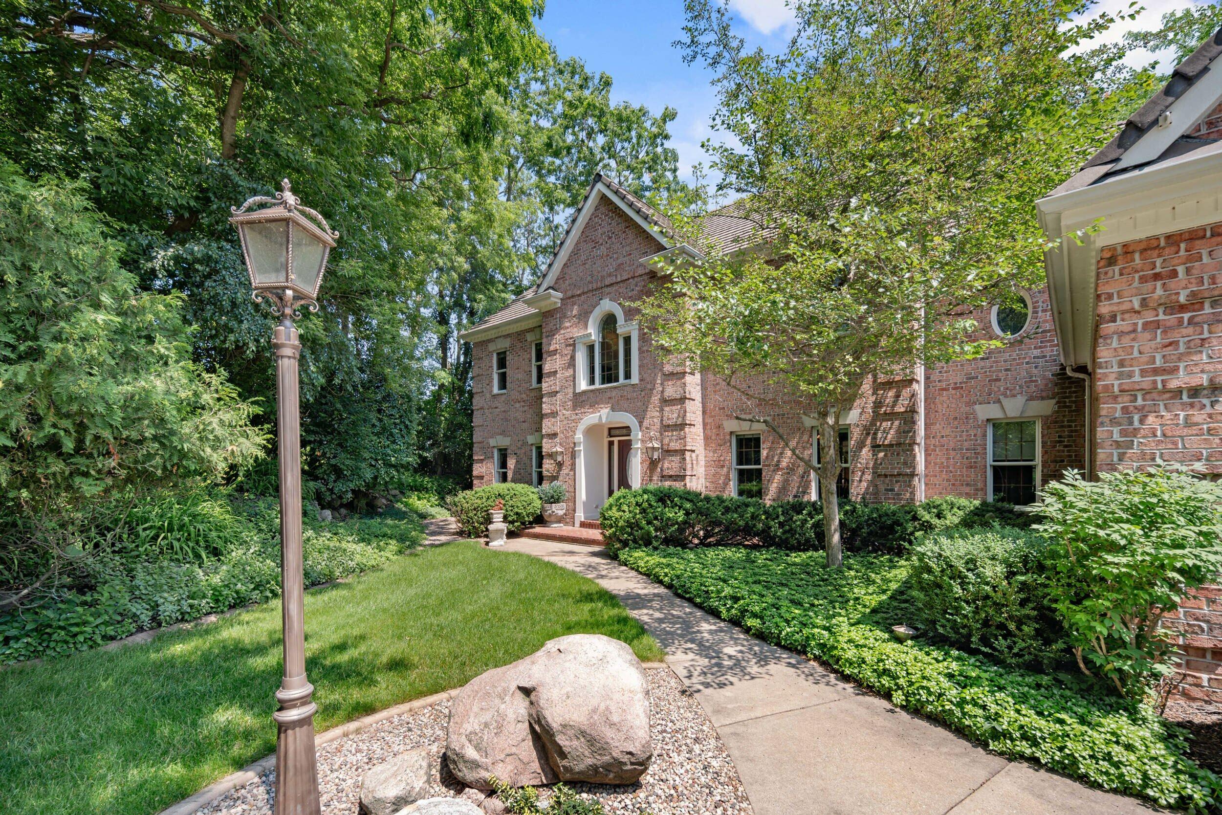 N27W5230 Hamilton Rd