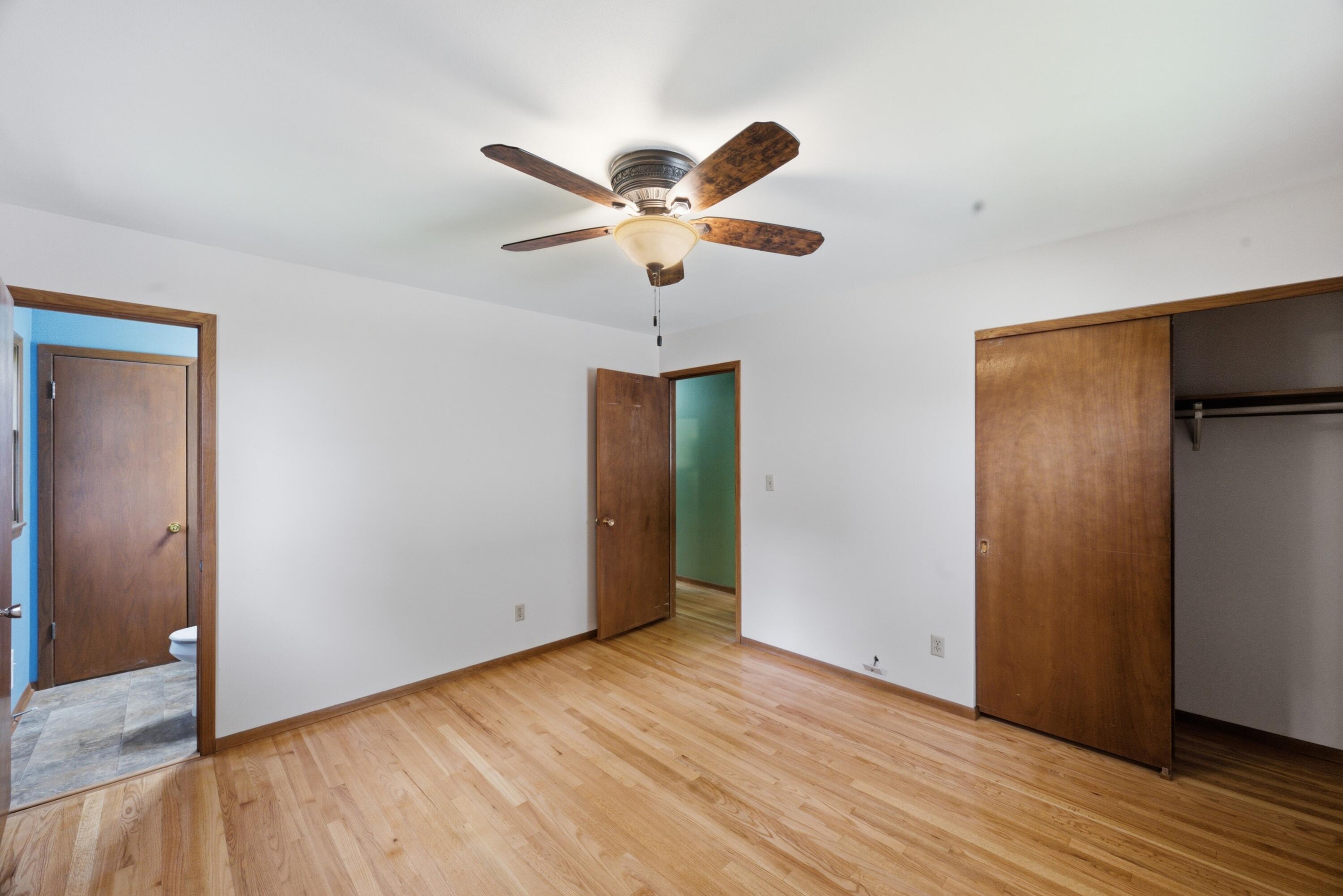 211 Maple St
