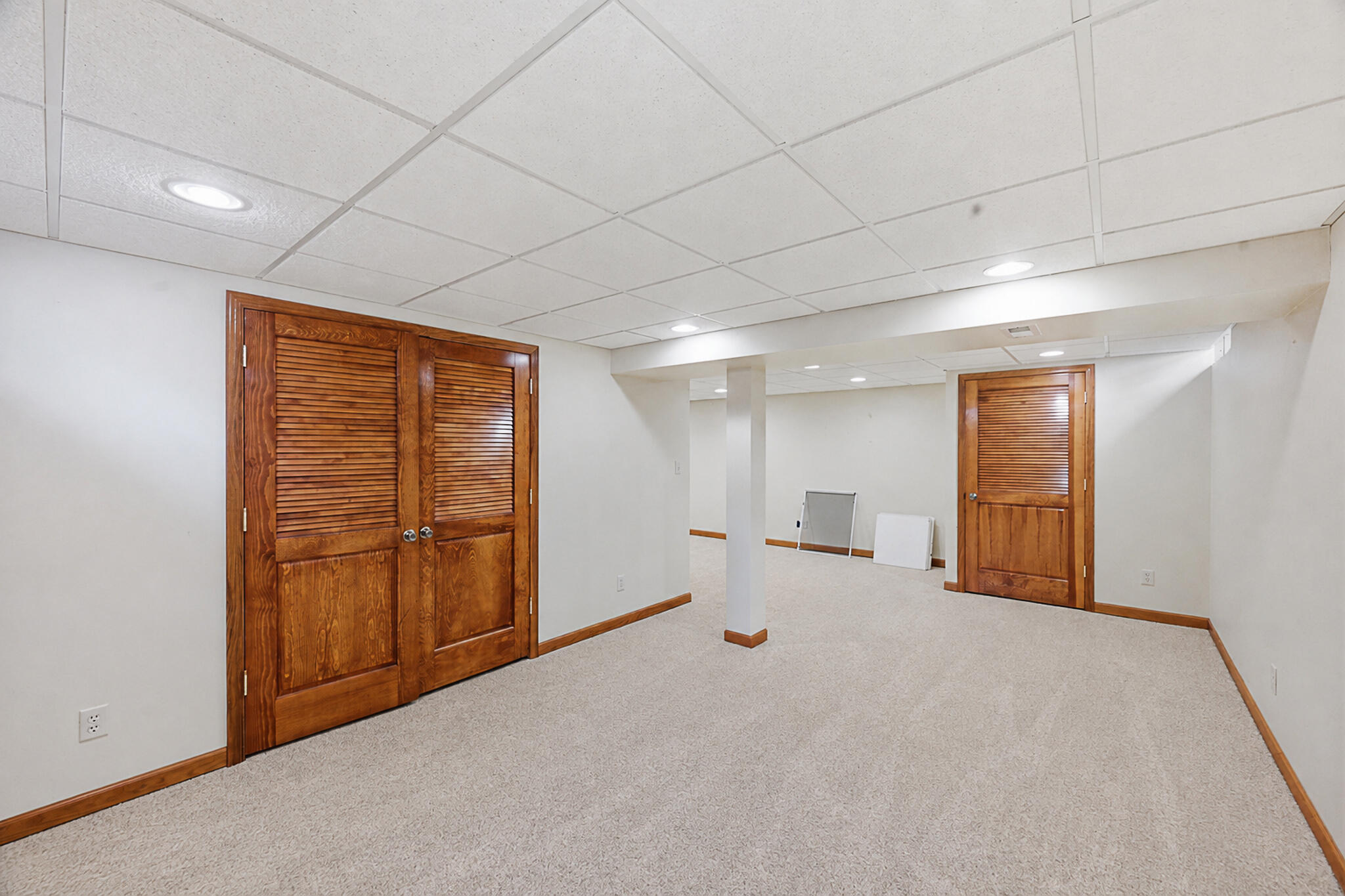 211 Maple St