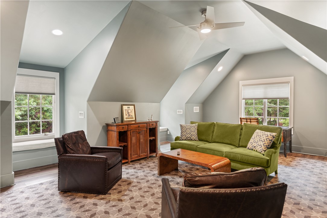 1337 Pikes Bluff Road
