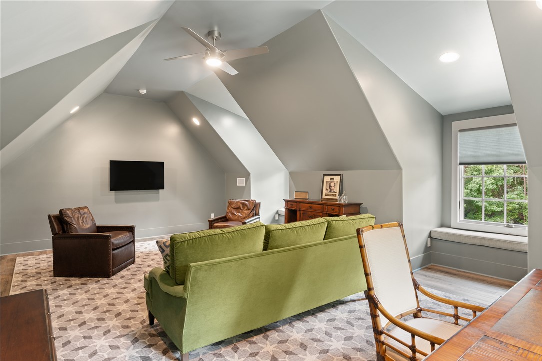 1337 Pikes Bluff Road