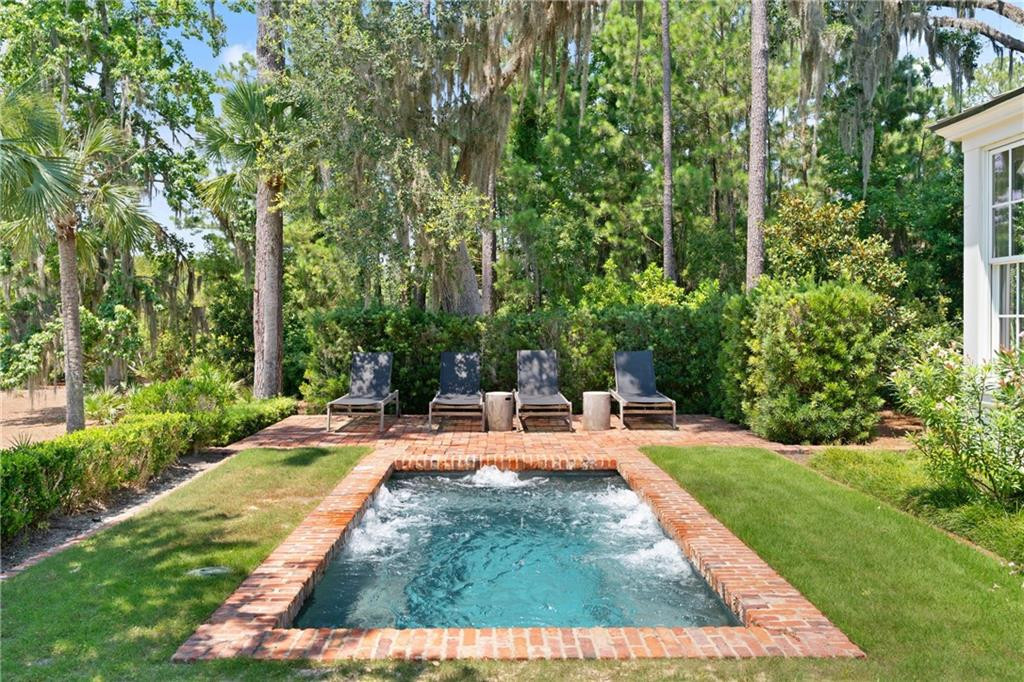 106 Telford Lane