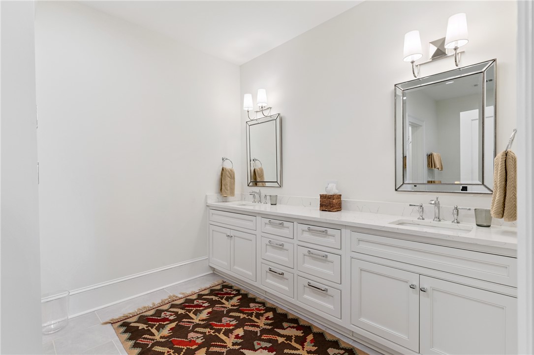 255 Saint Annie's Lane