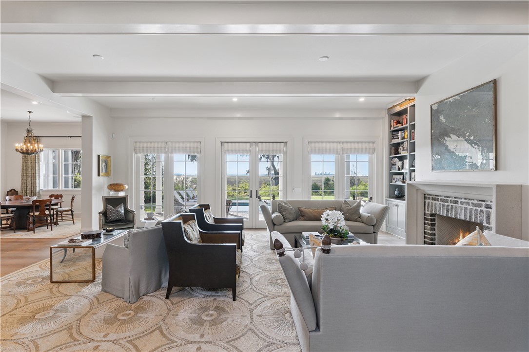 255 Saint Annie's Lane