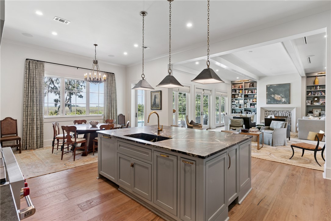 255 Saint Annie's Lane