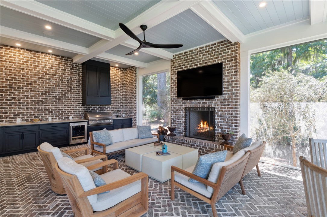 255 Saint Annie's Lane