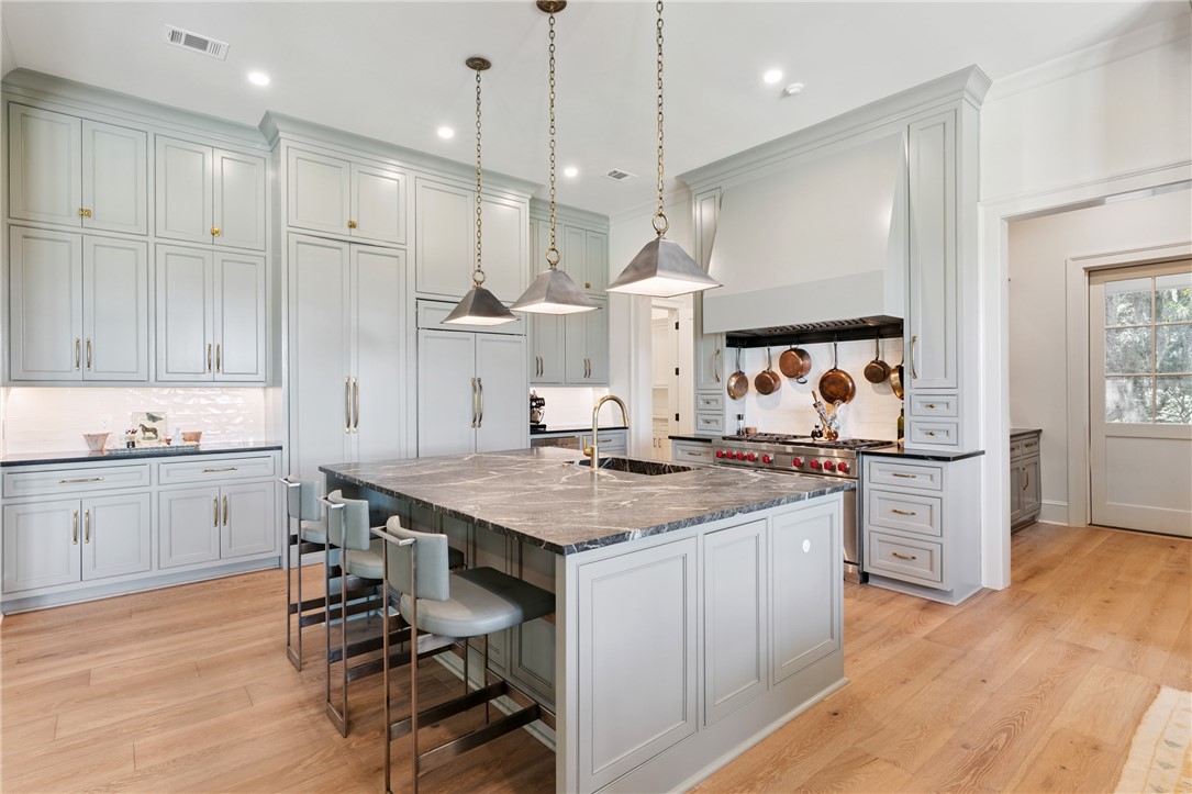 255 Saint Annie's Lane