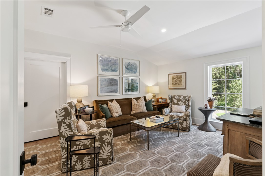 255 Saint Annie's Lane