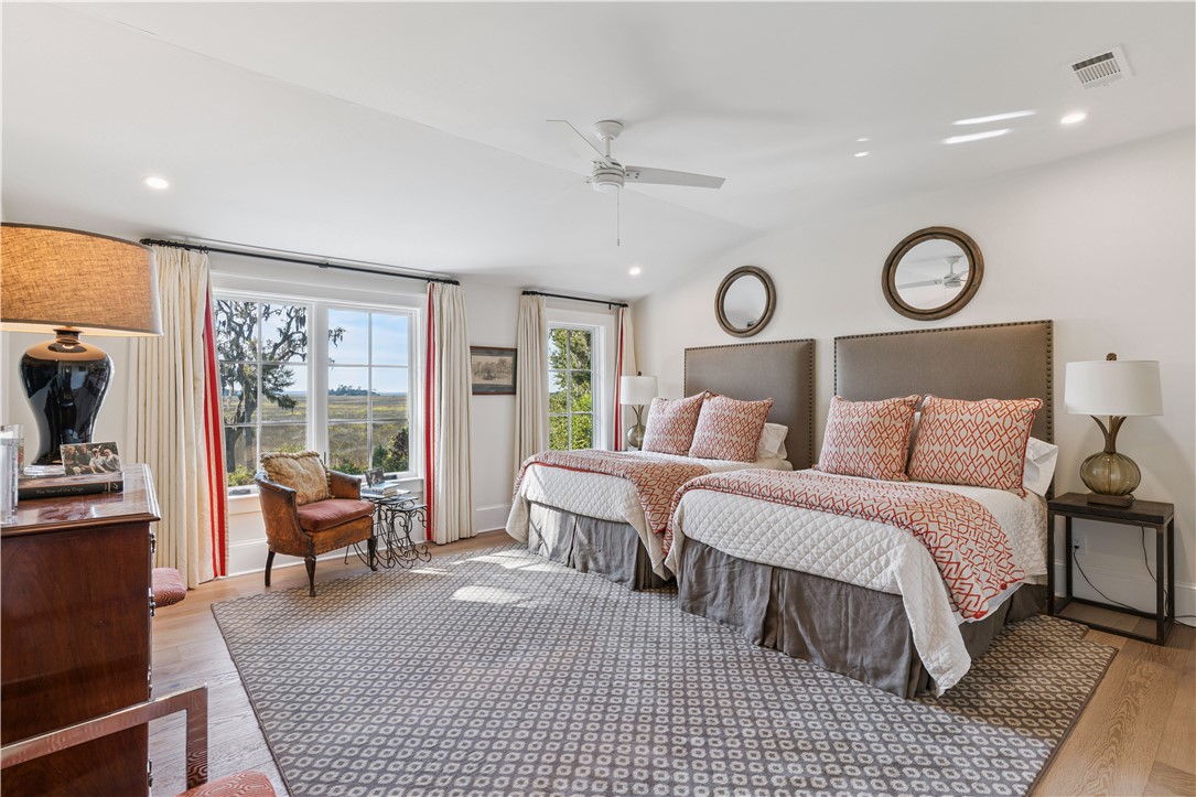 255 Saint Annie's Lane