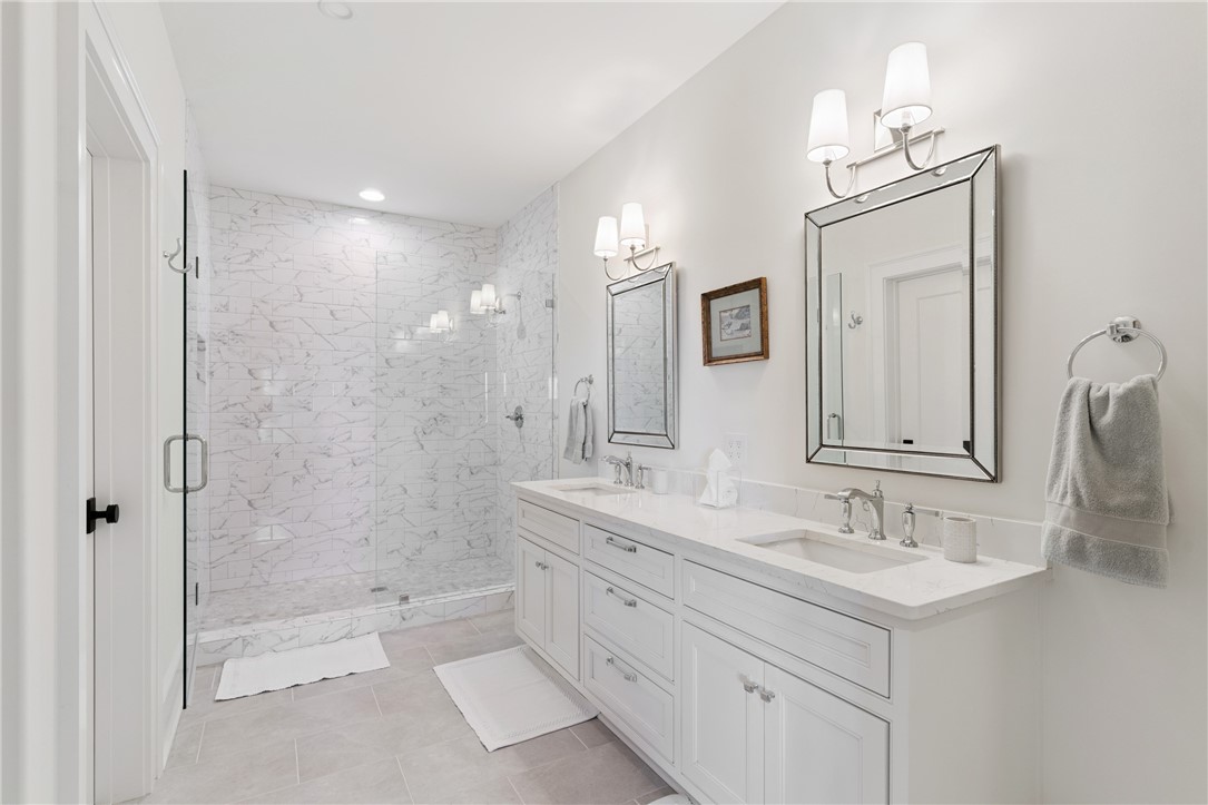 255 Saint Annie's Lane