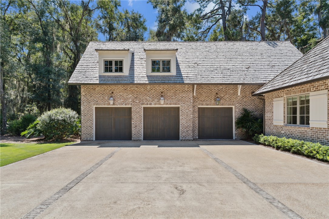 255 Saint Annie's Lane