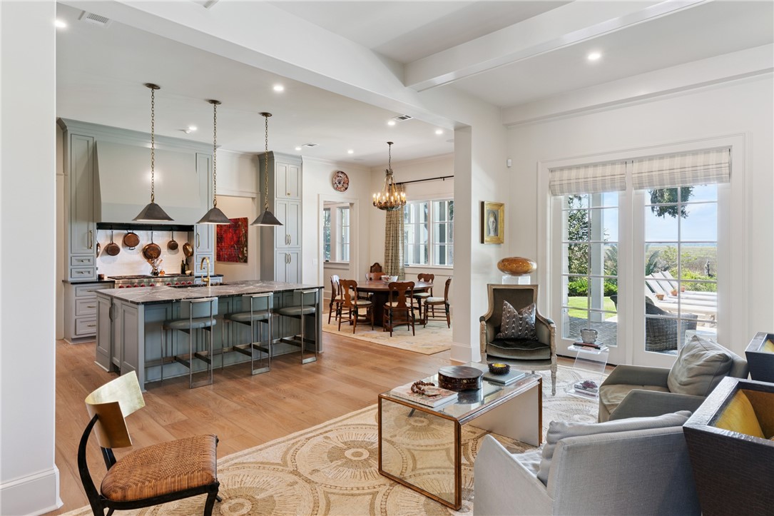 255 Saint Annie's Lane