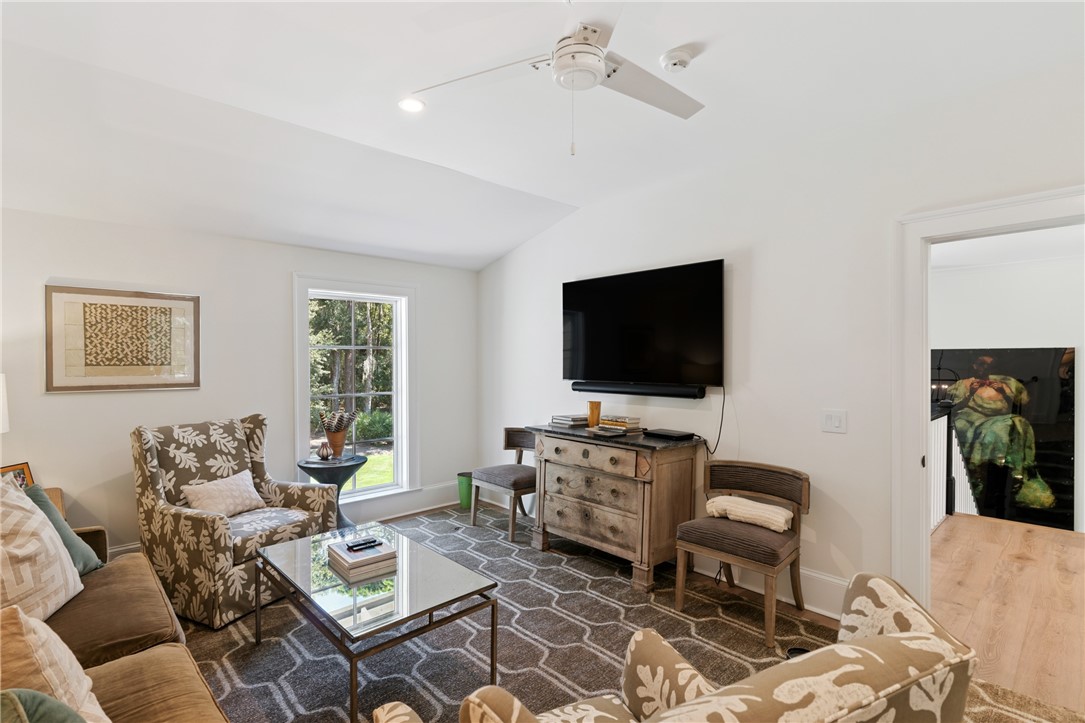 255 Saint Annie's Lane