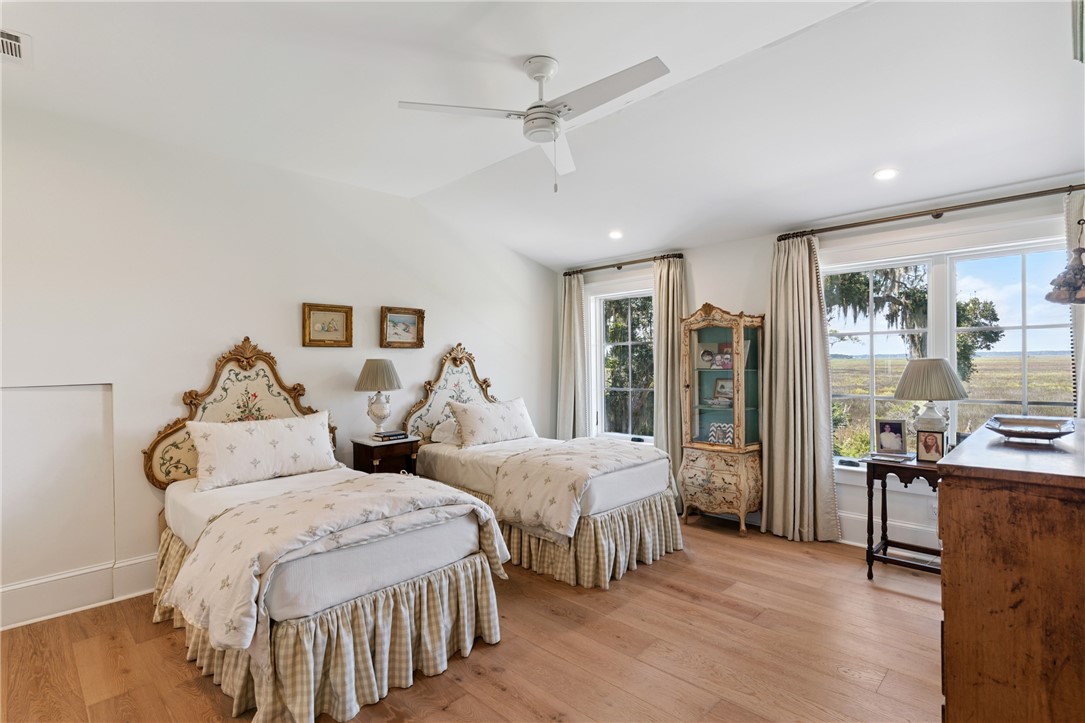 255 Saint Annie's Lane