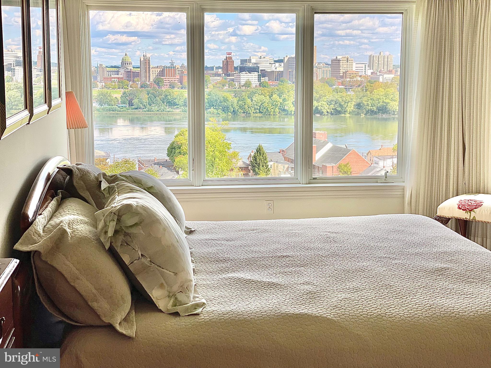 541 BRIDGEVIEW DRIVE