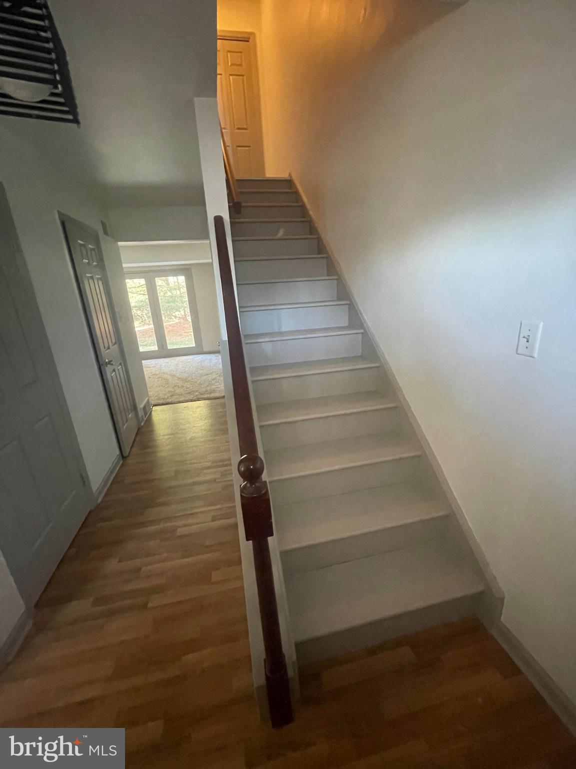 1821 CREEK VIEW COURT