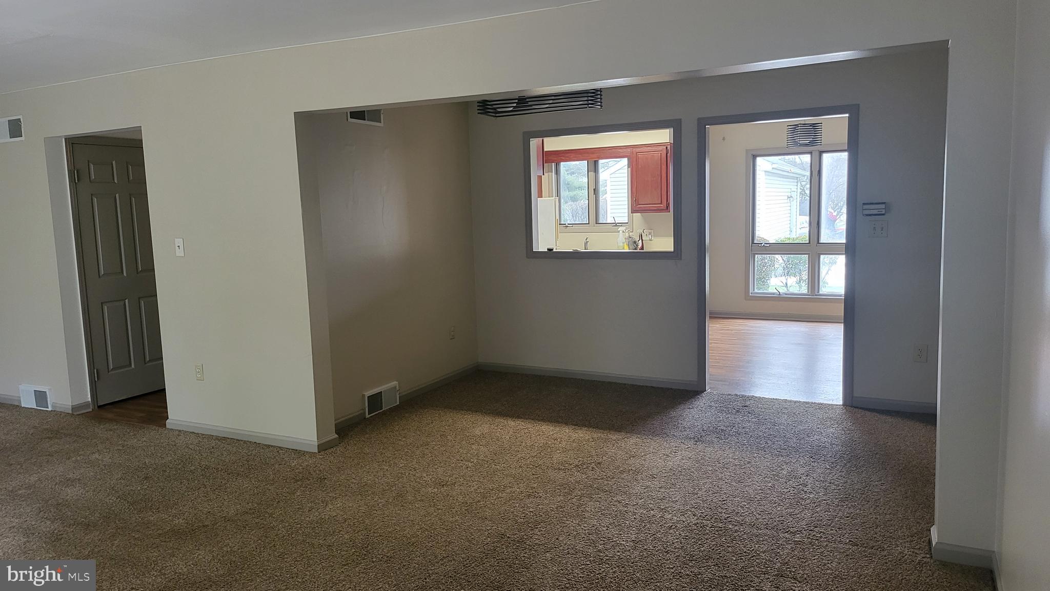 1821 CREEK VIEW COURT