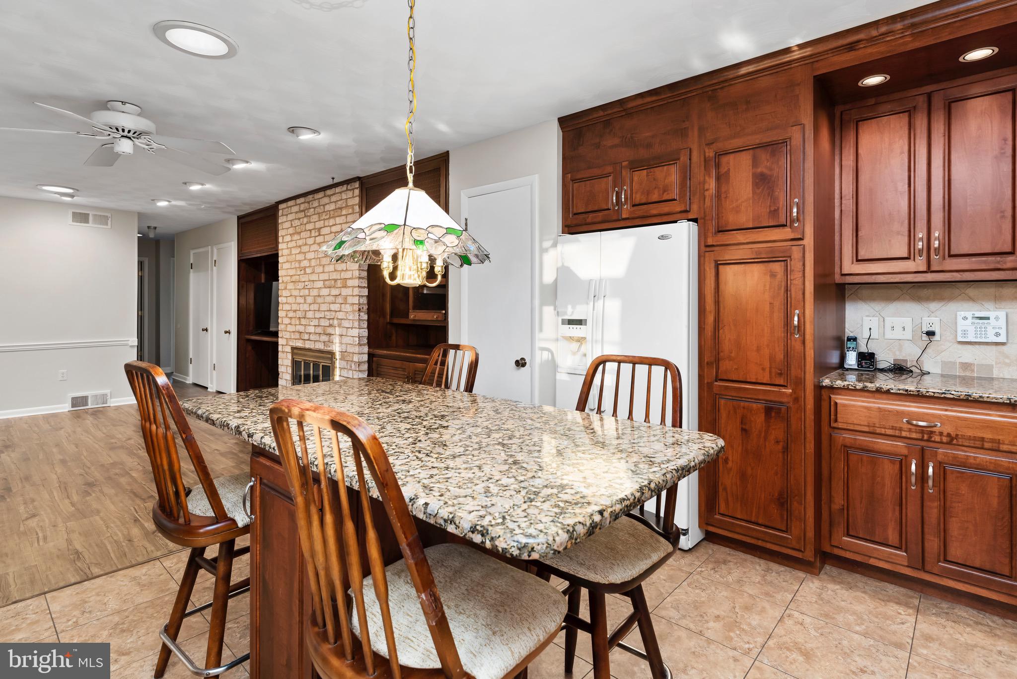 5236 DEERFIELD AVENUE