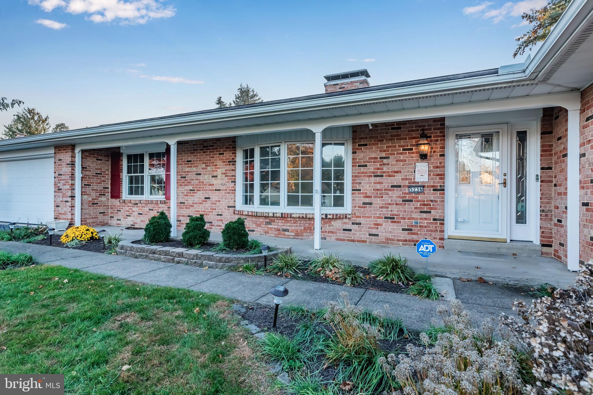 5236 DEERFIELD AVENUE