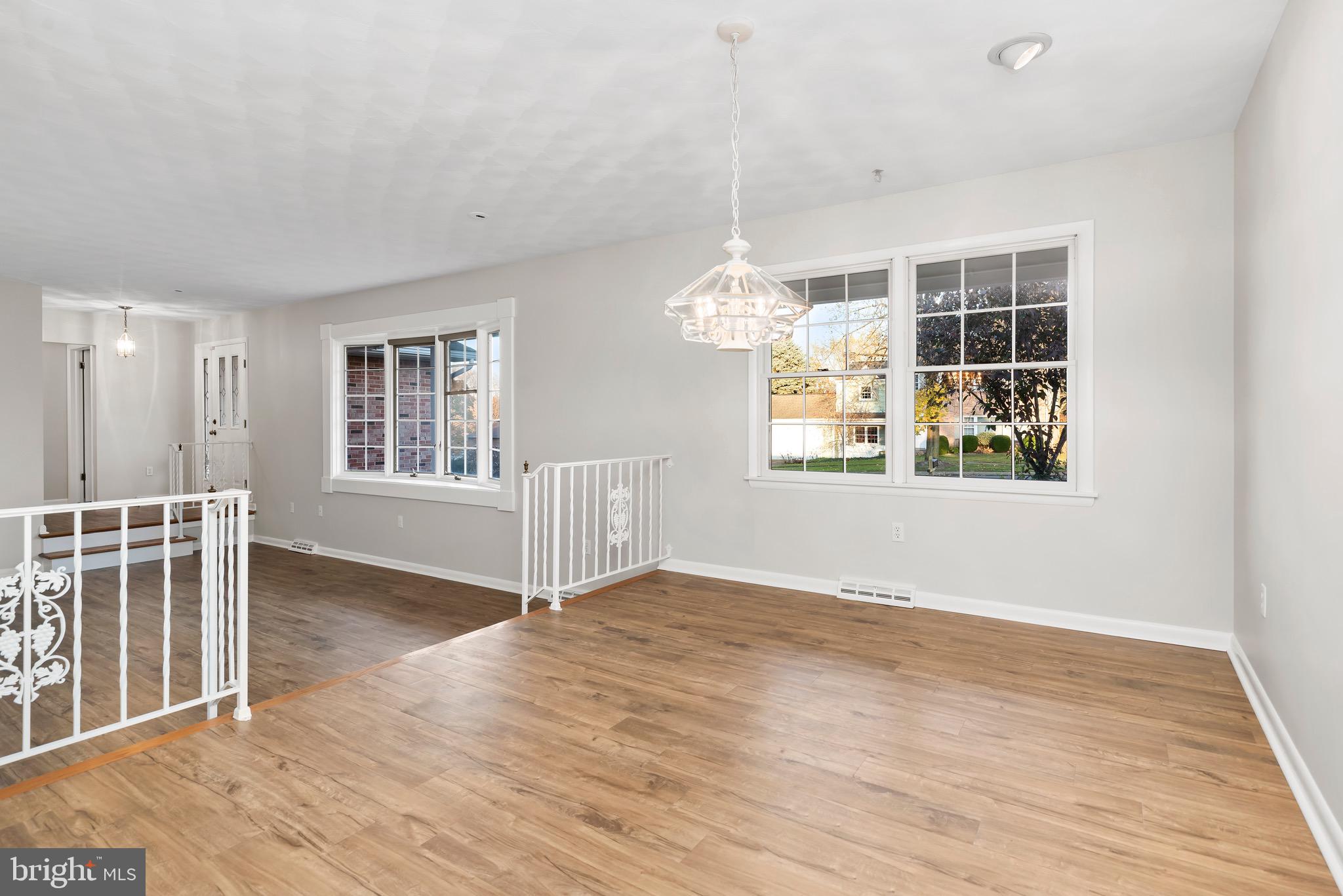 5236 DEERFIELD AVENUE