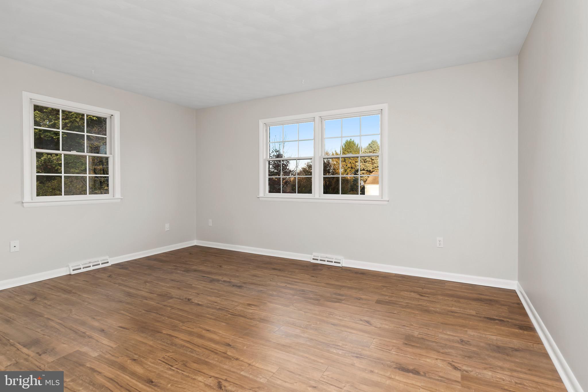 5236 DEERFIELD AVENUE