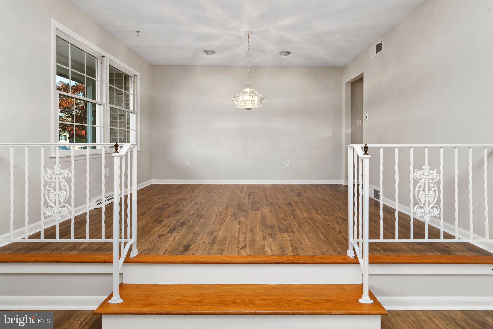 5236 DEERFIELD AVENUE