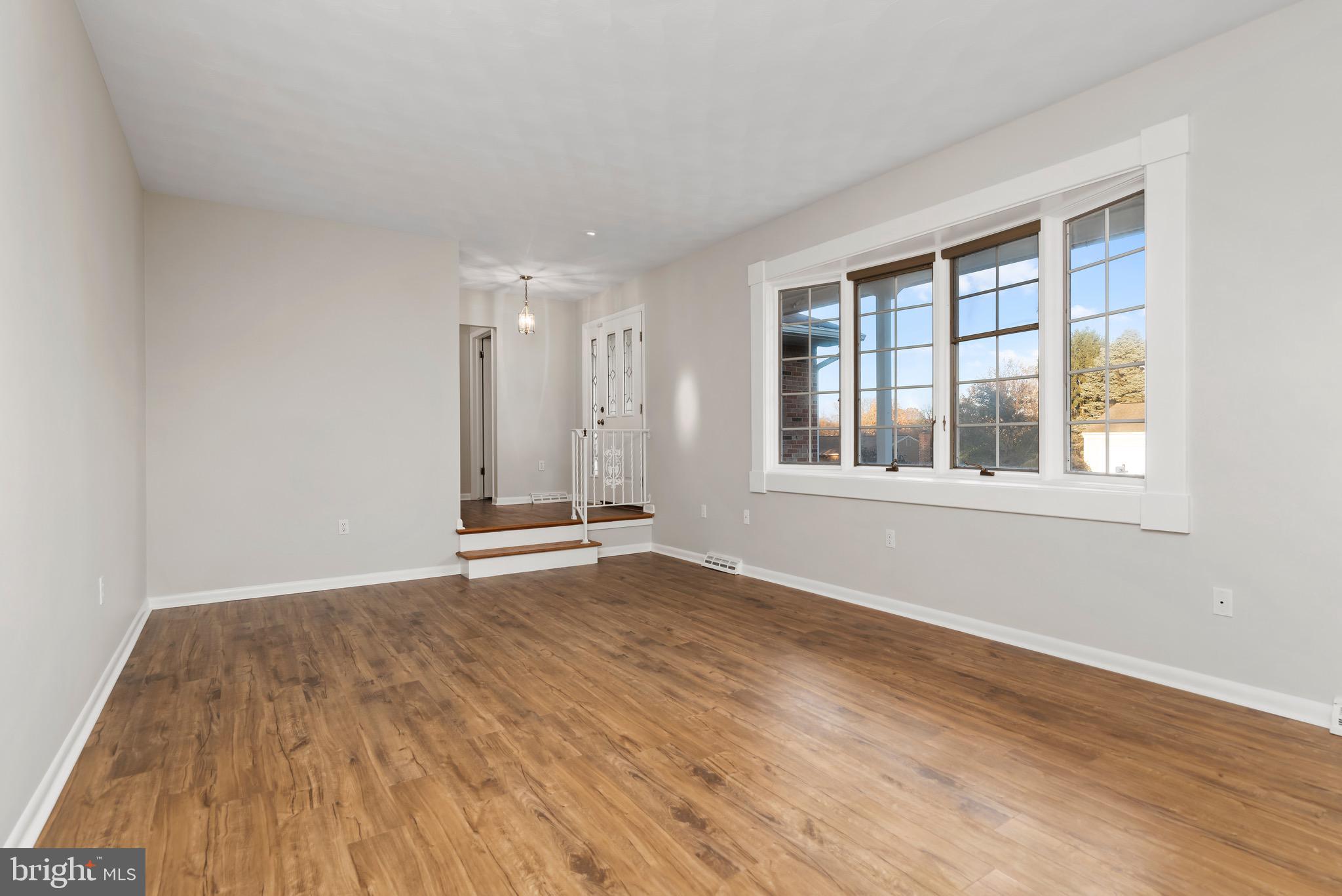 5236 DEERFIELD AVENUE