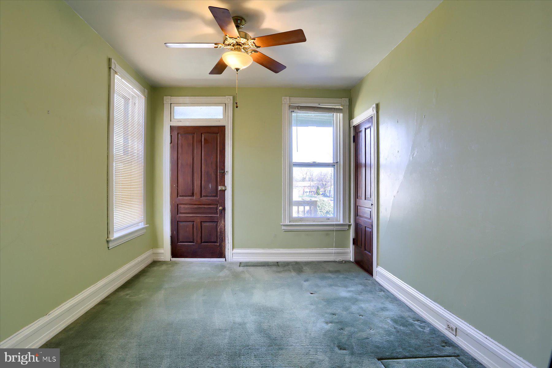 127 W LOUTHER STREET