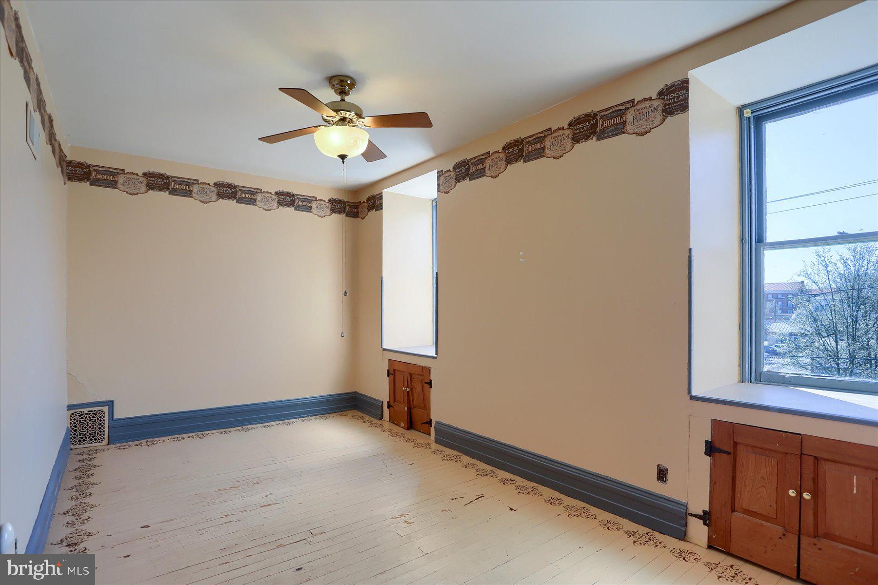 127 W LOUTHER STREET