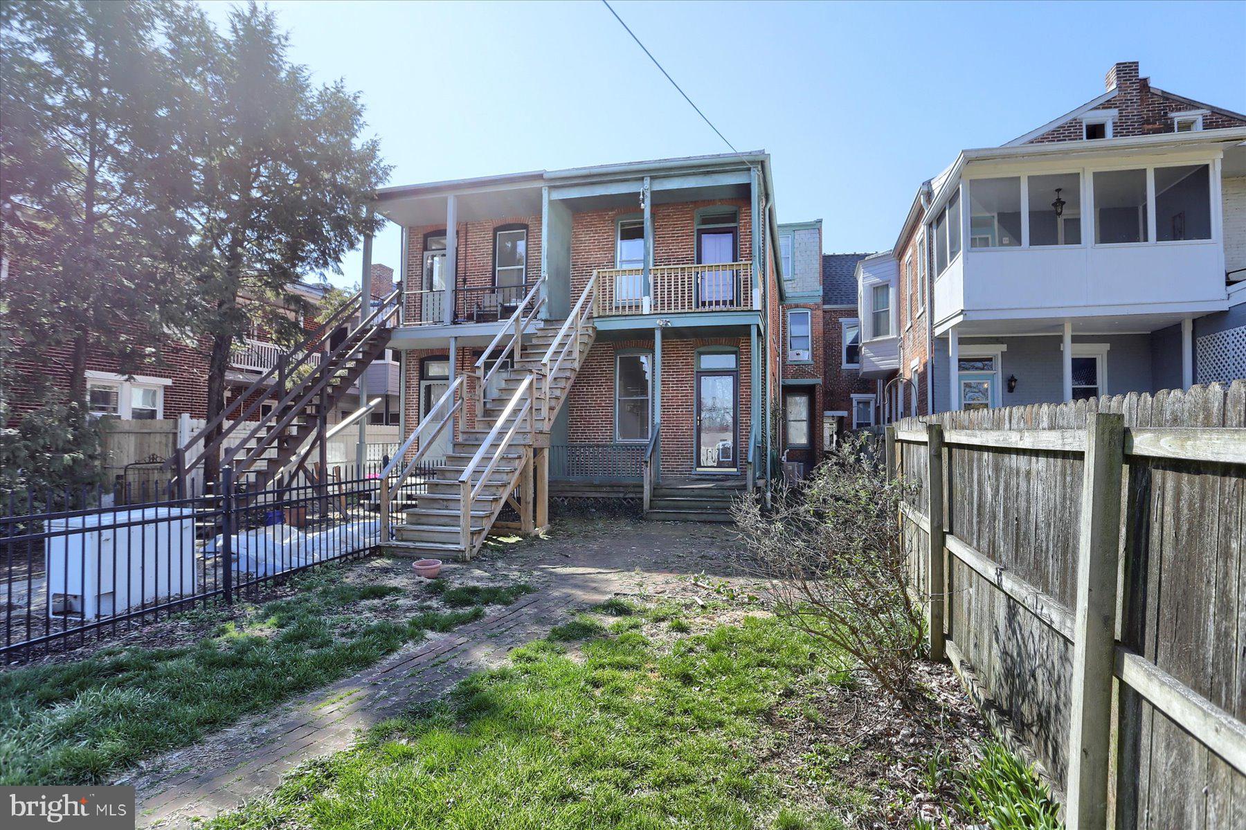 127 W LOUTHER STREET