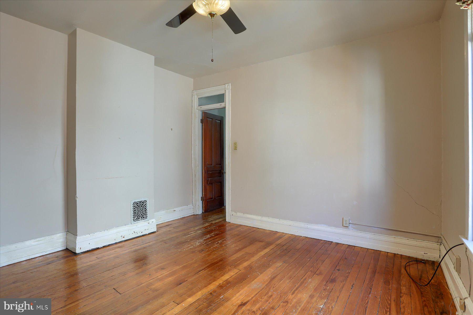 127 W LOUTHER STREET