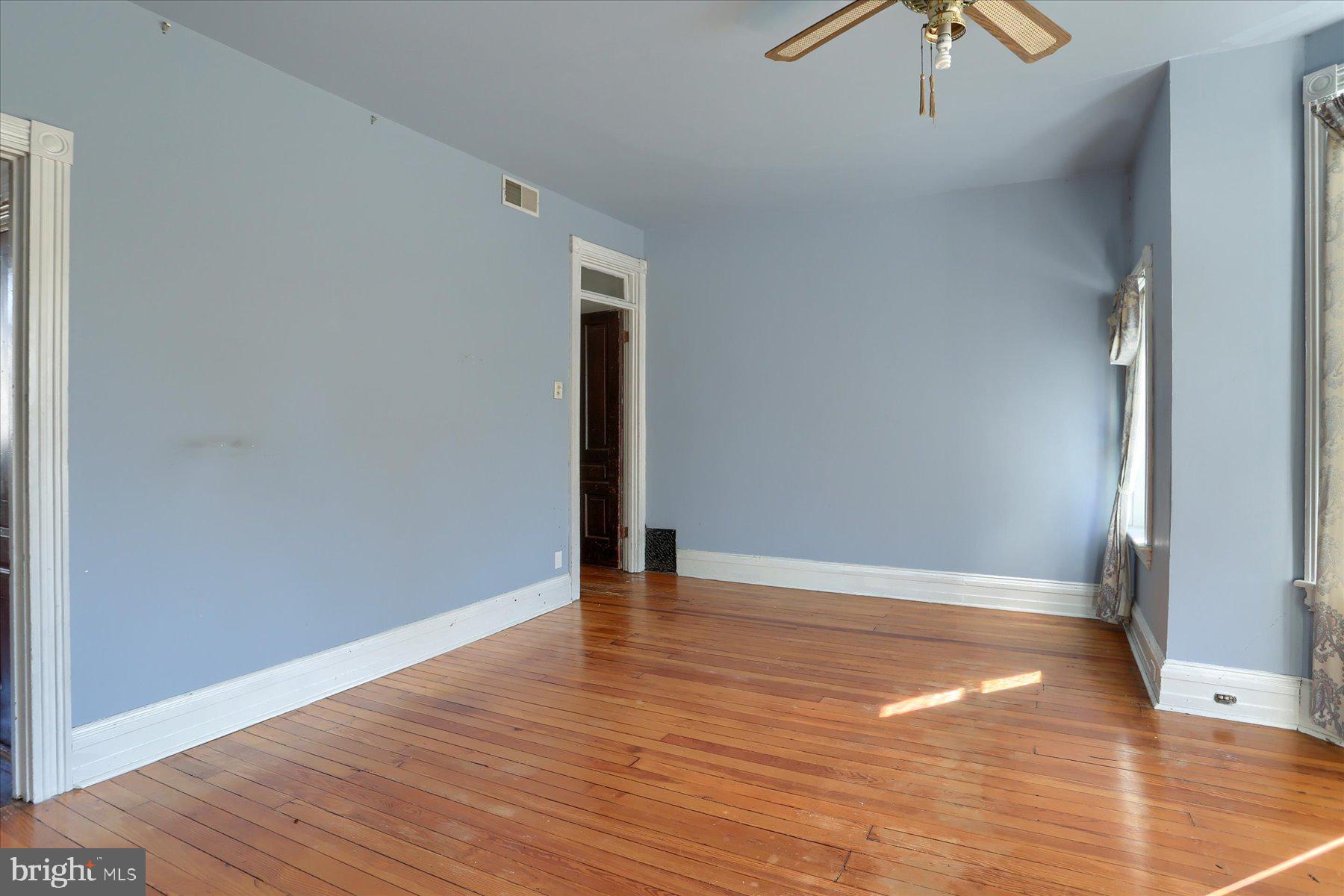 127 W LOUTHER STREET