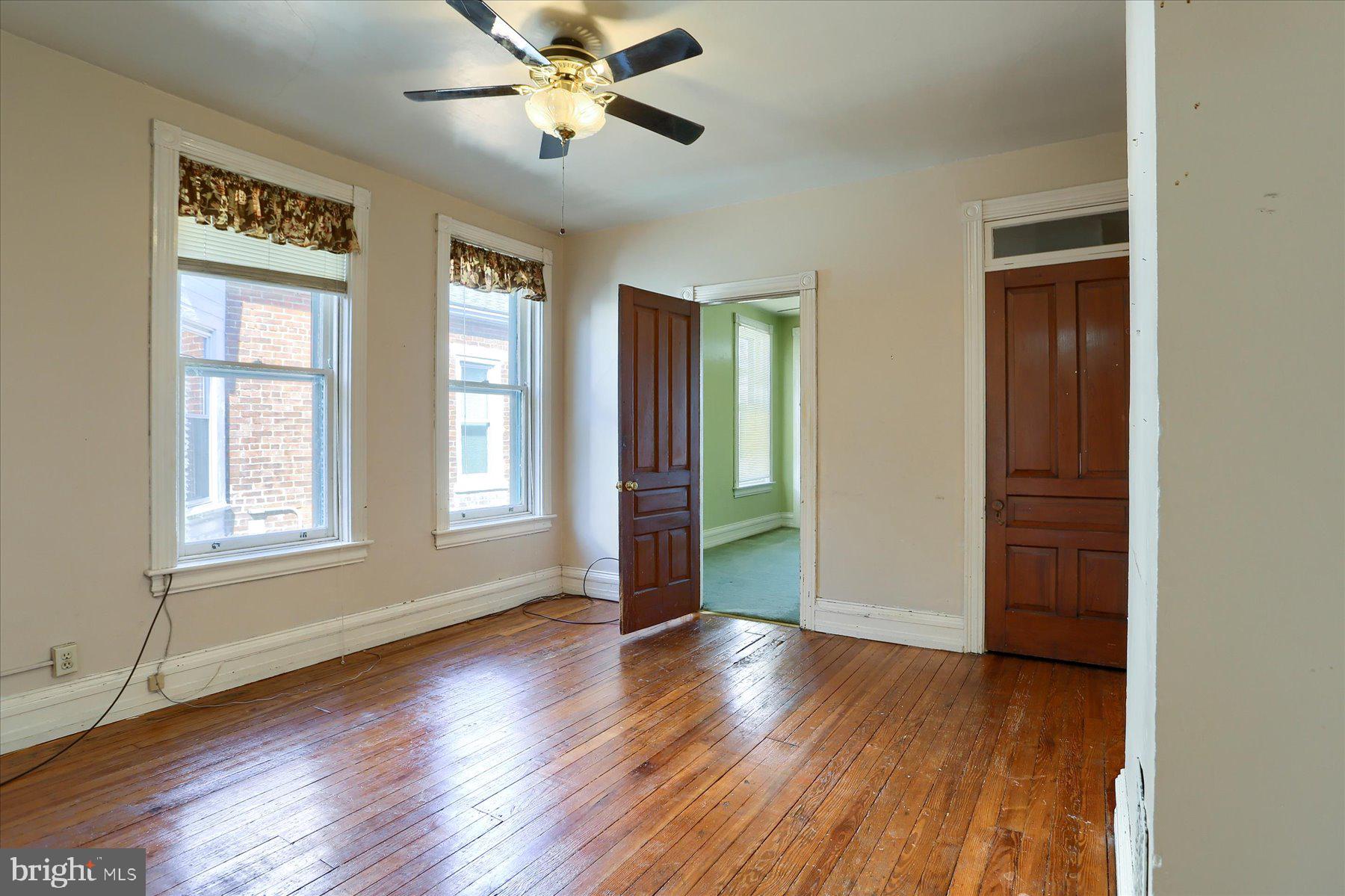 127 W LOUTHER STREET