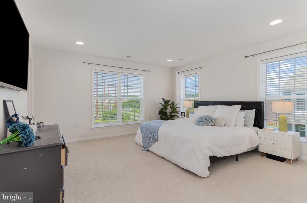 3253 KATIE WAY
